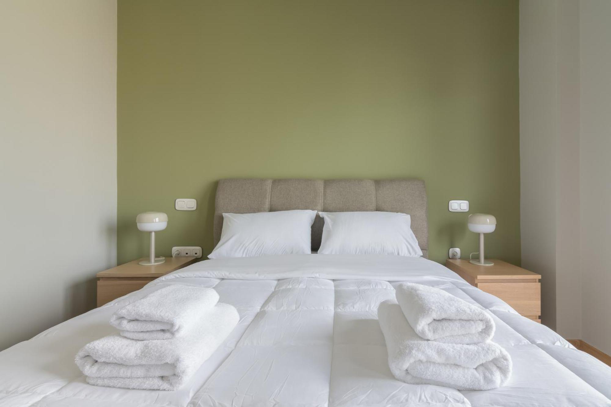 Stratum Apartment By Lobbysquare Athena Bagian luar foto