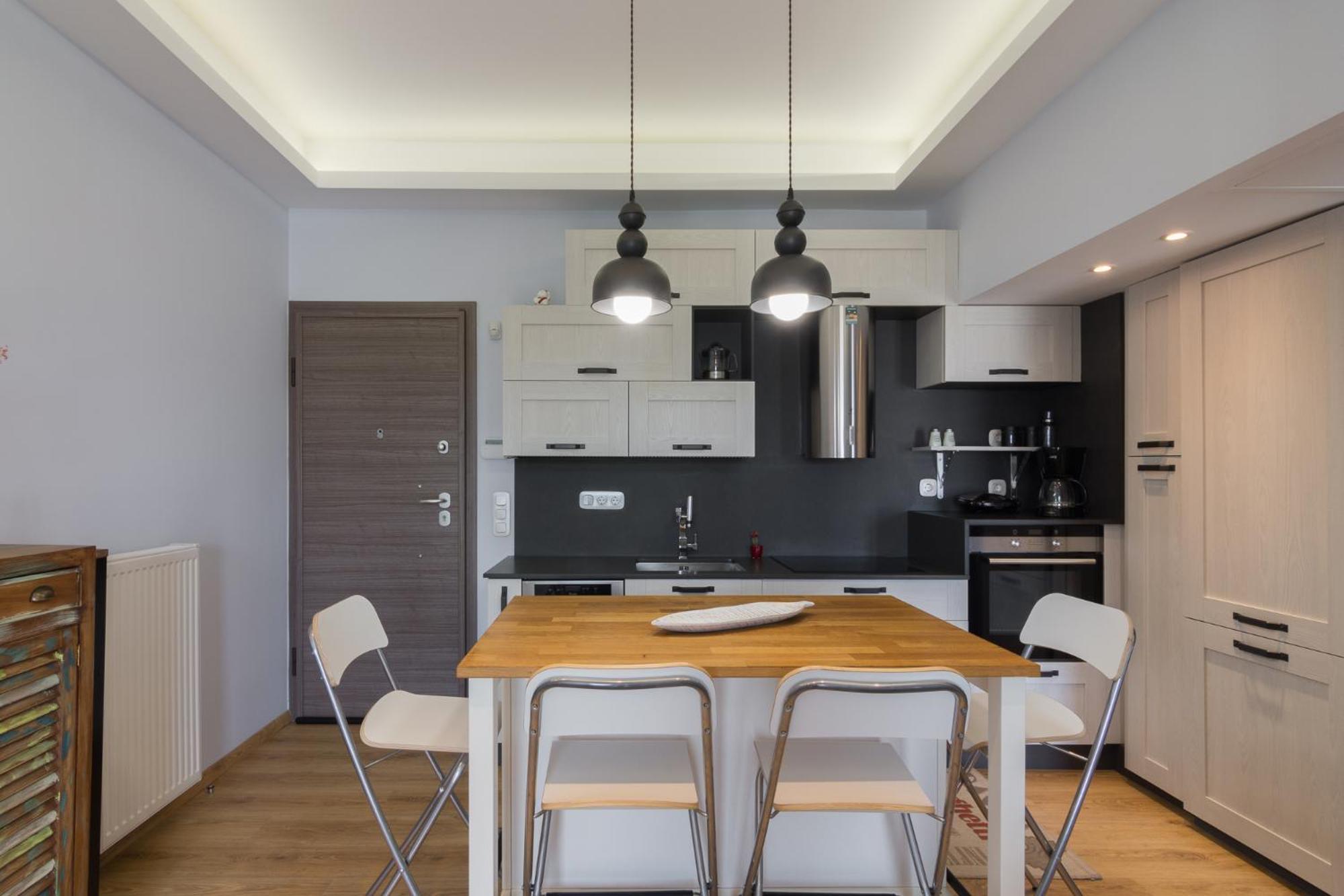 Stratum Apartment By Lobbysquare Athena Bagian luar foto