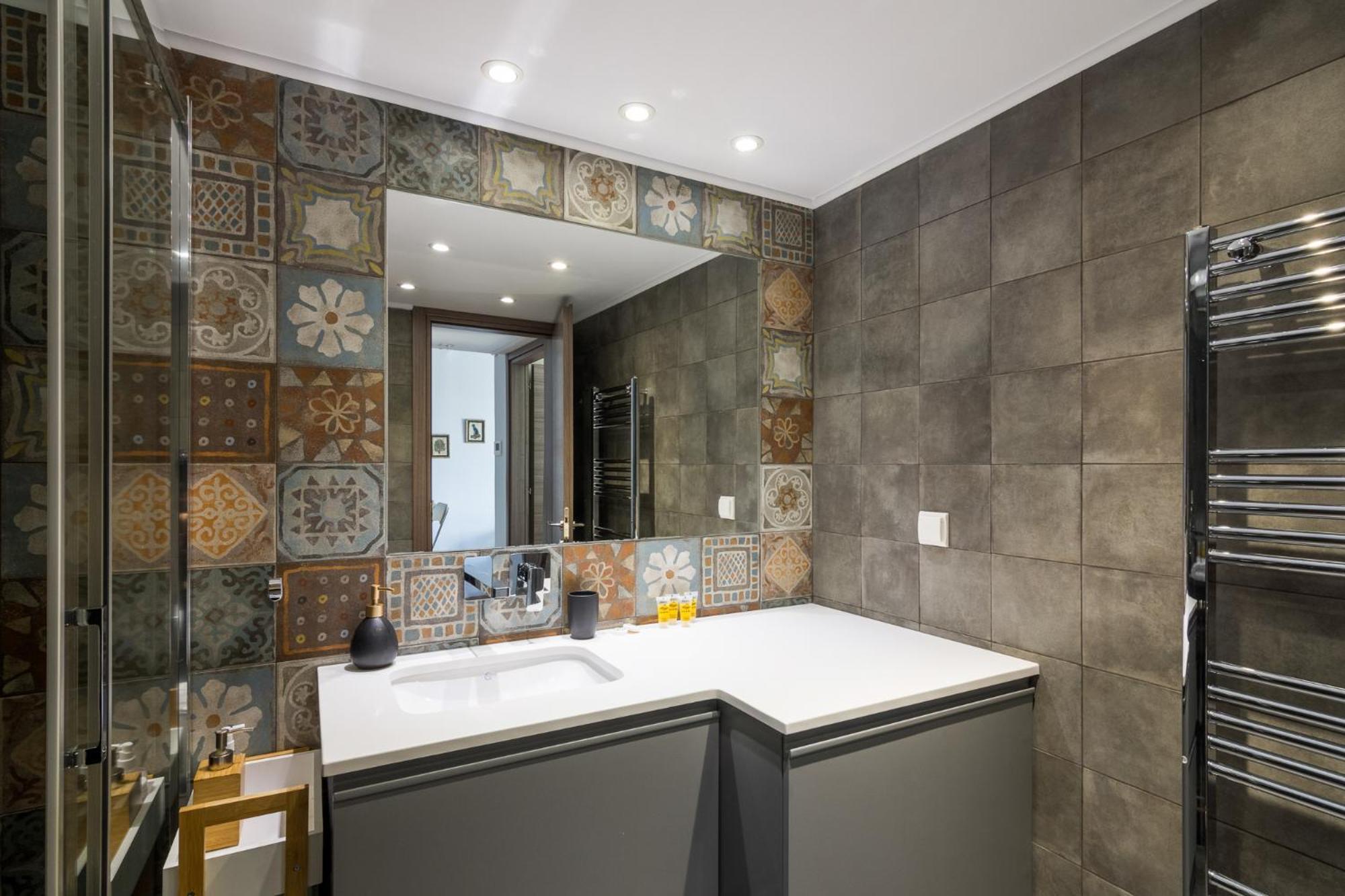 Stratum Apartment By Lobbysquare Athena Bagian luar foto