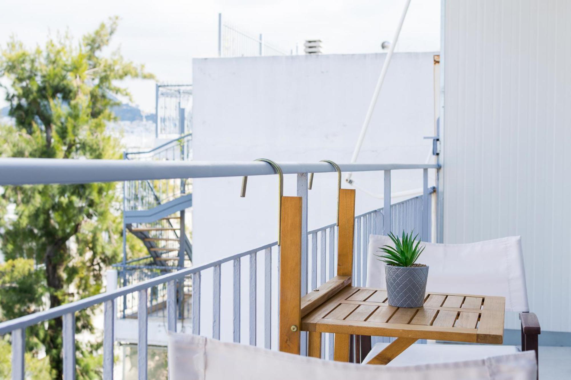 Stratum Apartment By Lobbysquare Athena Bagian luar foto