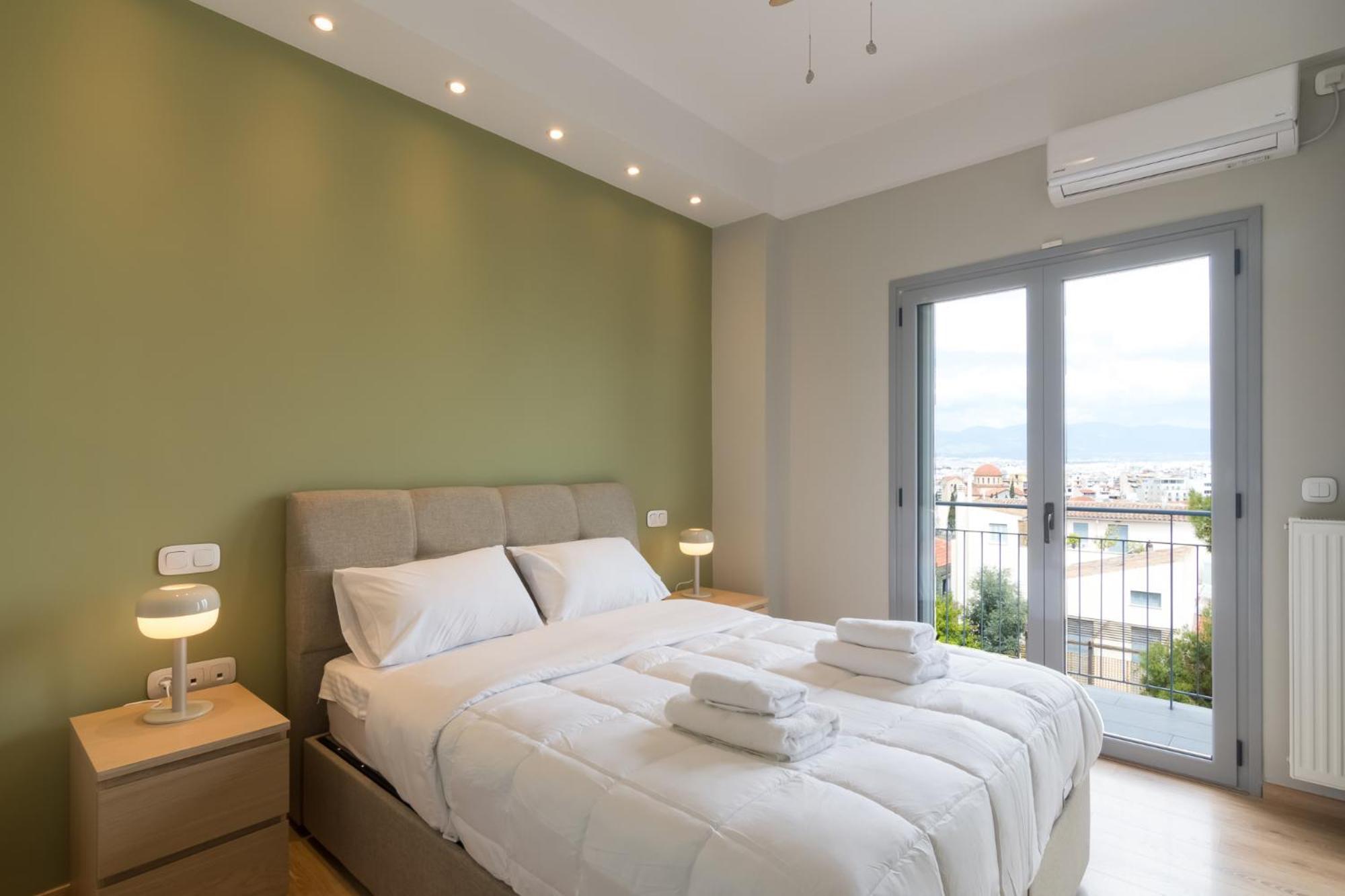 Stratum Apartment By Lobbysquare Athena Bagian luar foto