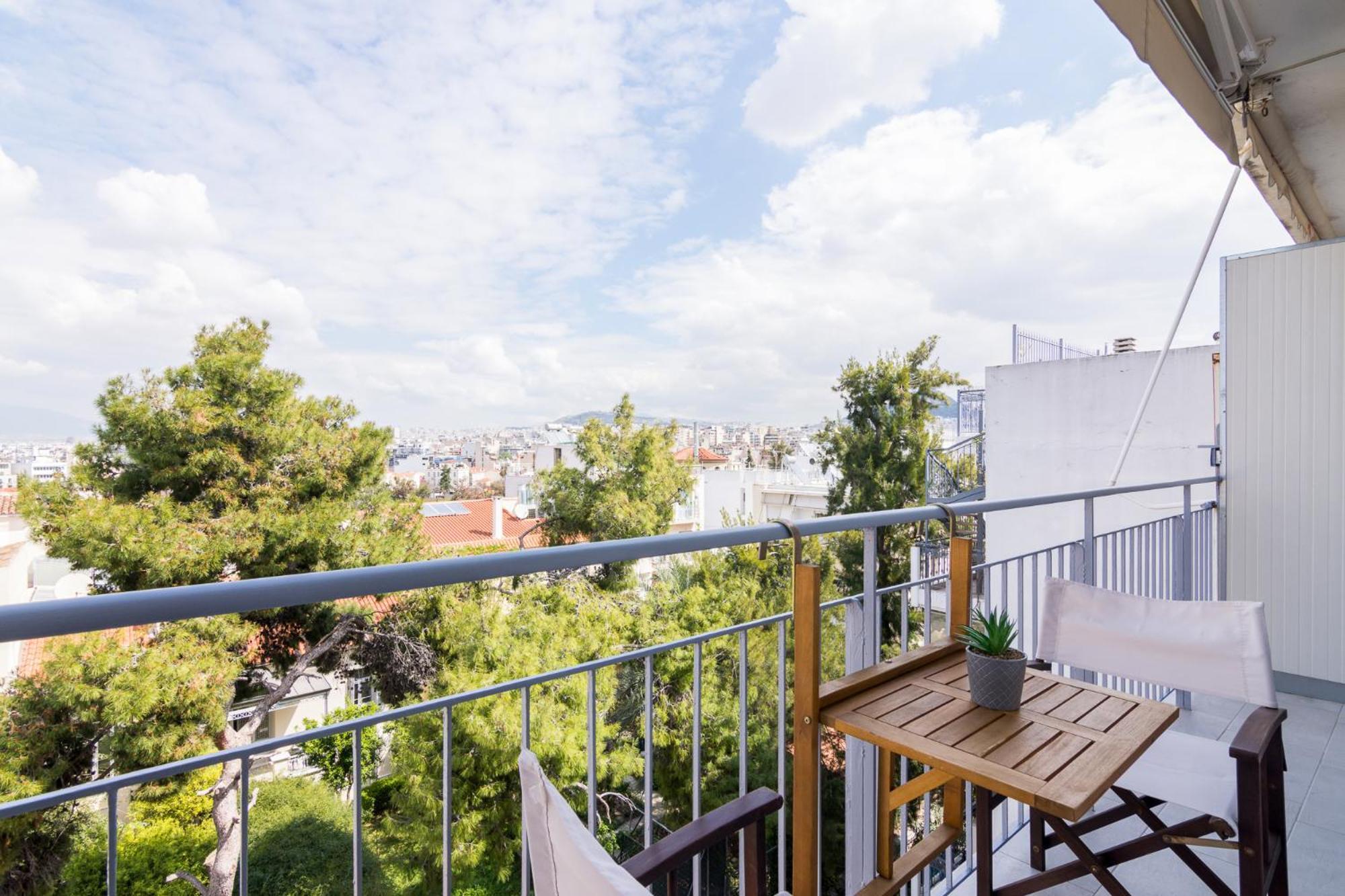 Stratum Apartment By Lobbysquare Athena Bagian luar foto